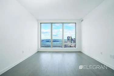 Rented by (Legacy) Elegran