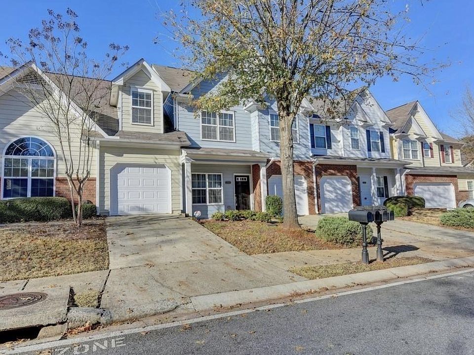 1st image of 2331 Suwanee Pointe Dr