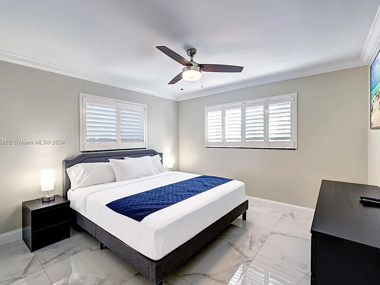 1307 Rodman St — Photo 22