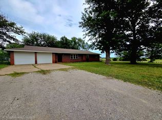 402 Hickory Dr, Copan, OK 74022