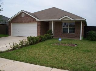 3002 N 27th St, Hidalgo, TX 78557