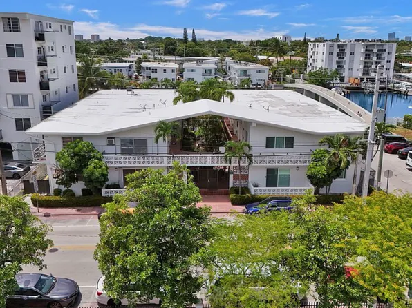 8040 Tatum Waterway Dr APT 4, Miami Beach, FL 33141