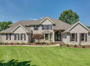 51163 Shamrock Hills Ct, Granger, IN