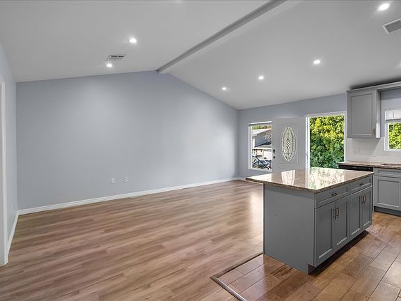 3rd image of 24446 Martha St