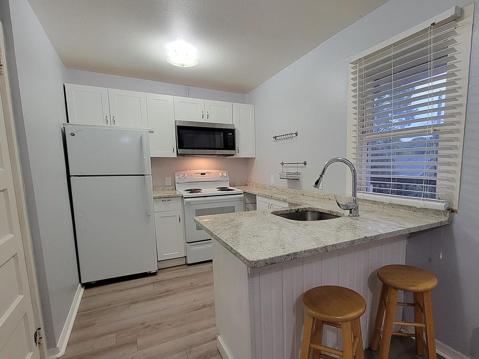 Granite countertops and updated kitchen