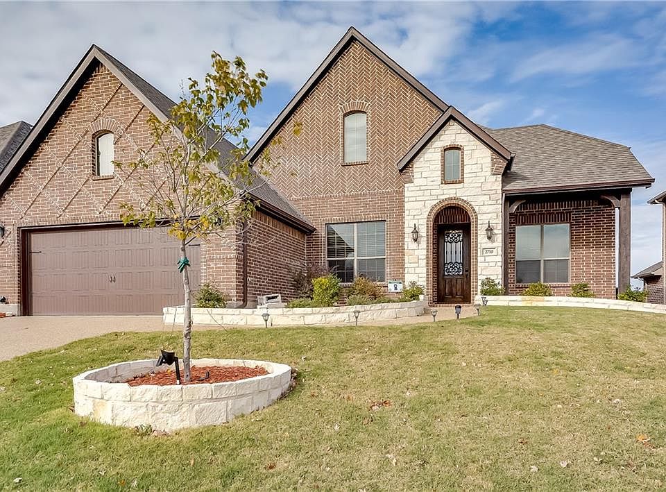 1st image of 2710 Spanish Oak Trl