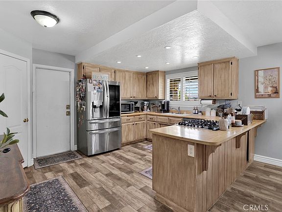 2nd image of 11846 Ivy Ave