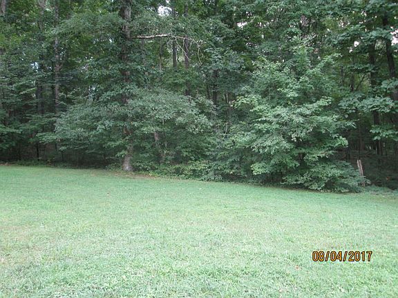 3rd image of 199 Twin Island Ln