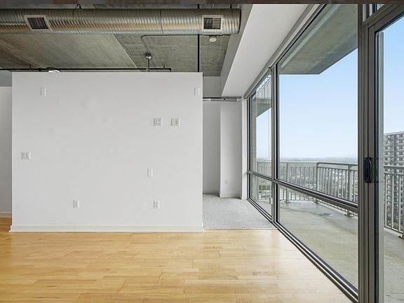 4th image of 350 N Main St Unit 806