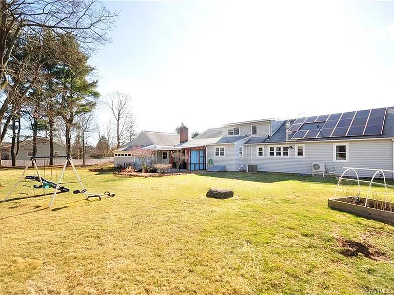 7 Lakeview Dr — Photo 15