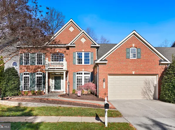 3725 Glen Eagles Dr, Silver Spring, MD 20906