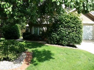 8013 Jefferson Ave, Munster, IN 46321