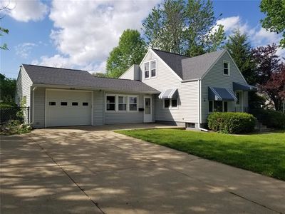2000 Franklin Ave NE, Cedar Rapids, IA, 52402