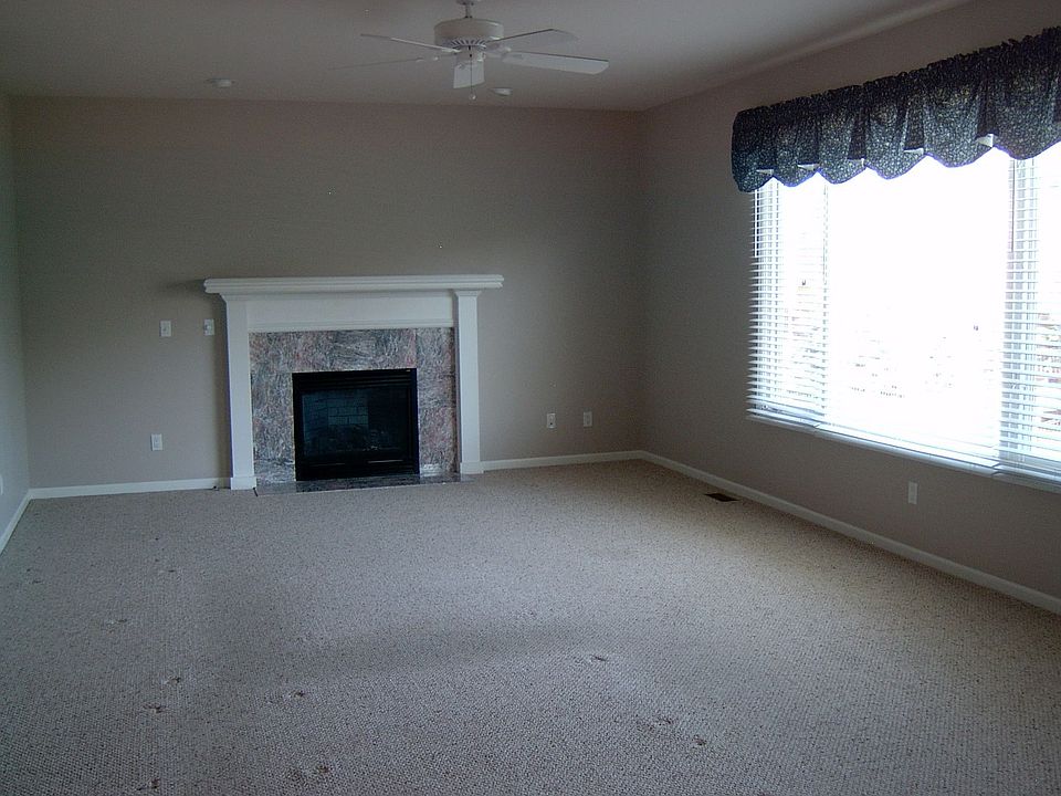 2nd image of 3887 Fawn Dr