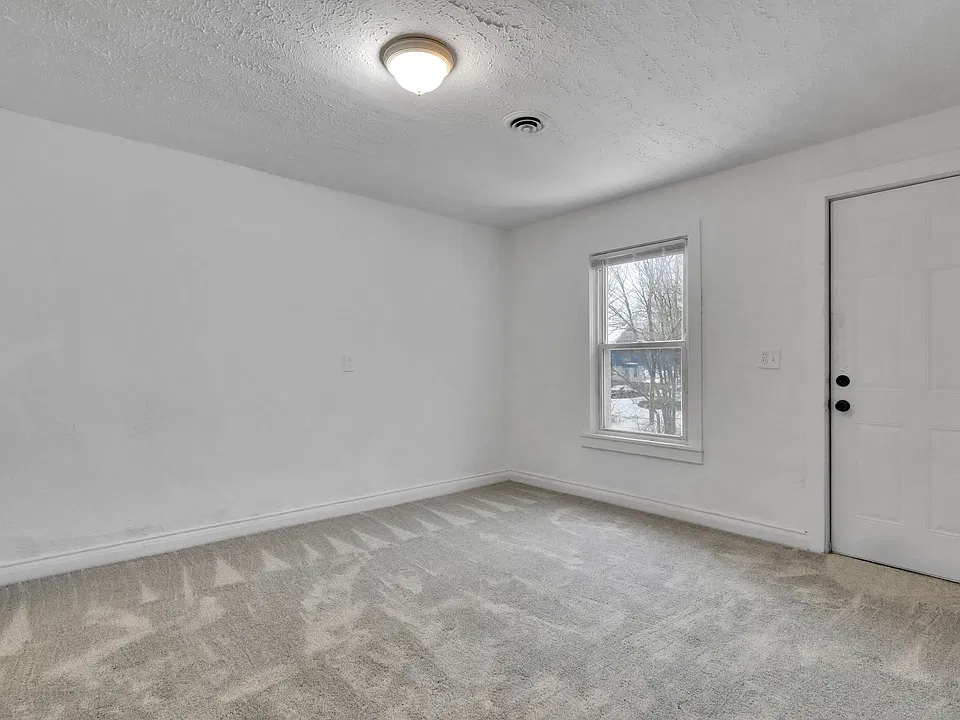 820 N Pennsylvania Ave #4