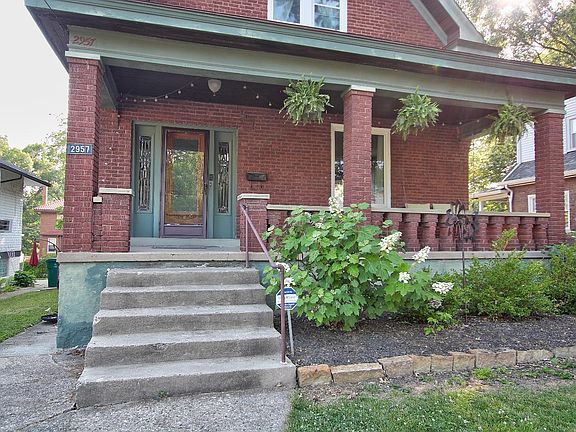 2nd image of 2957 Mignon Ave