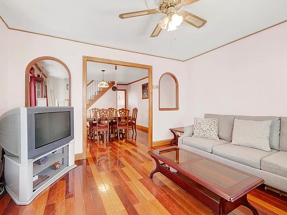 5th image of 1858 E 34th St
