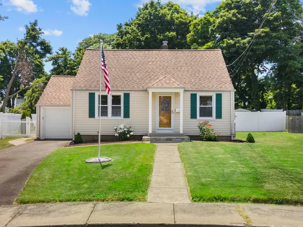 26 Foote Road, East Haven, CT 06512