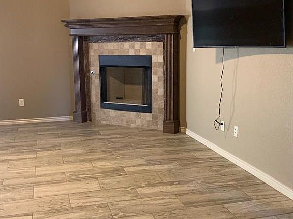 2nd image of 456 Silverton Dr