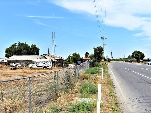 3rd image of 115 N Brawley Ave