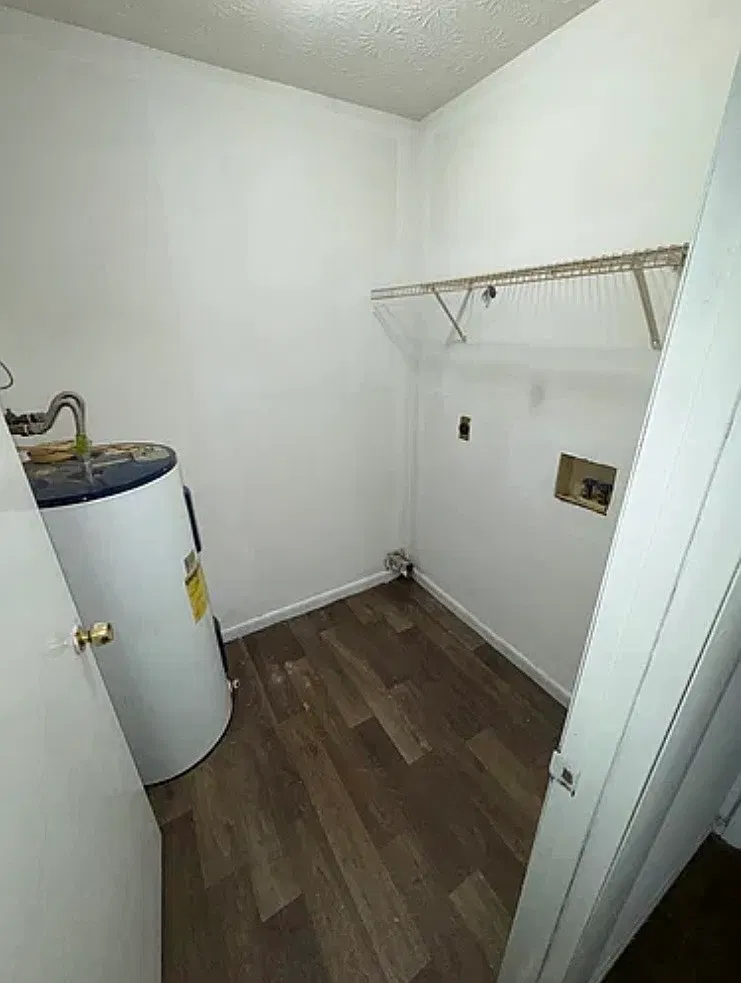2 bed, 800 sqft, $875 — Photo 2