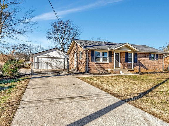 3rd image of 115 Pleasant Dr