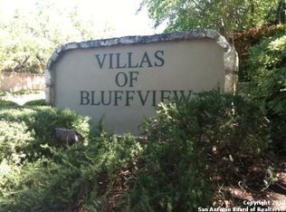13751 Bluff Villas Ct, San Antonio, TX 78216