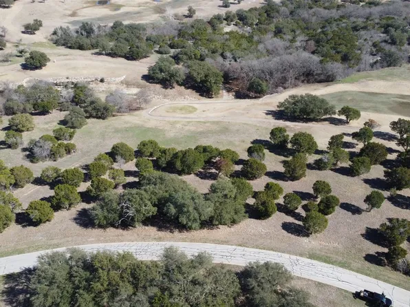 7213 S Aberdeen Dr, Cleburne, TX 76033