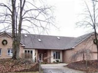 4 N Hills Dr, Parkersburg, WV 26104
