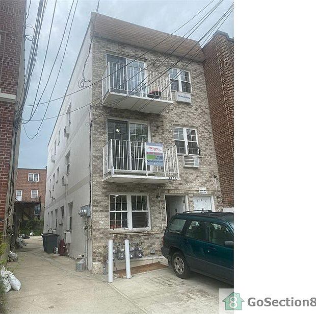 1st image of 1305 Needham Ave #2