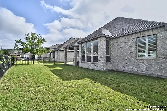 7019 Cantera Manor Blvd — Photo 35