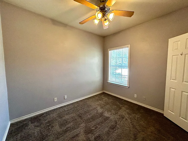 408 Nelray Blvd #B — Photo 17