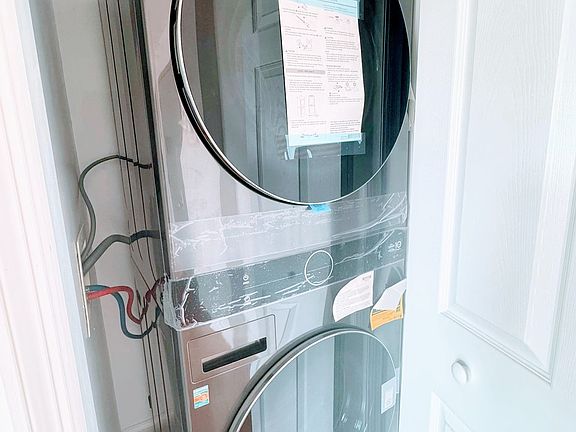 5th image of 4809 Ditmars Blvd Floor 2