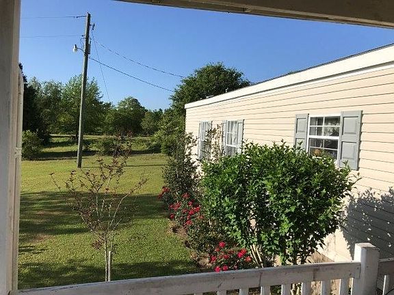 3rd image of 25542 Broadridge Dr