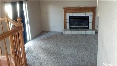 2nd image of 521 Driftwood Ave