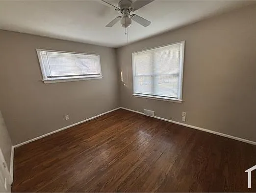 6118 Hancock Ave — Photo 10