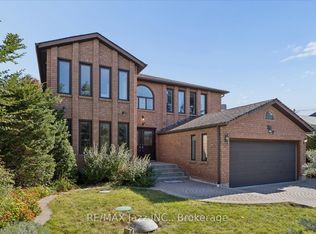 35 Ward St, Whitby, ON L1M 1G9