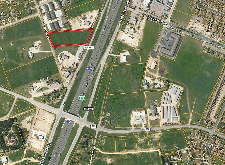 2nd image of 11589 N Interstate 35