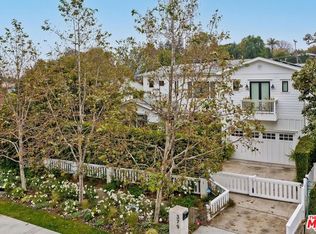 379 N Kenter Ave, Los Angeles, CA 90049