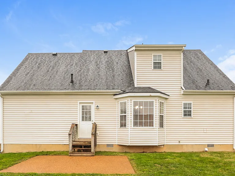 2853 Sutherland Dr — Photo 20