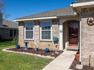 1309 Wenatchee Dr, Krum, TX 76249