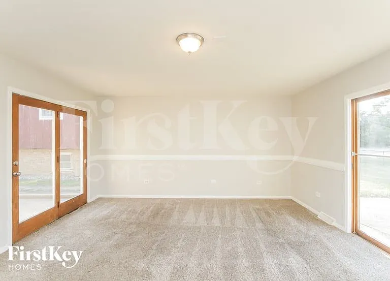 3952 153rd St — Photo 10