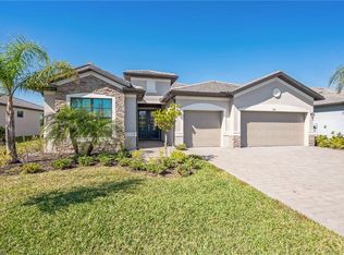 1381 Birdie Dr, Naples, FL 34120