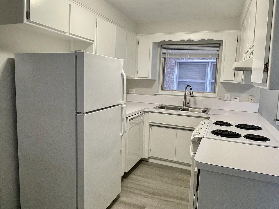 1st image of 3109 S Harlem Ave #1B