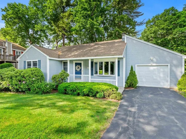 10 Jamaica Lane, Nashua, NH 03063