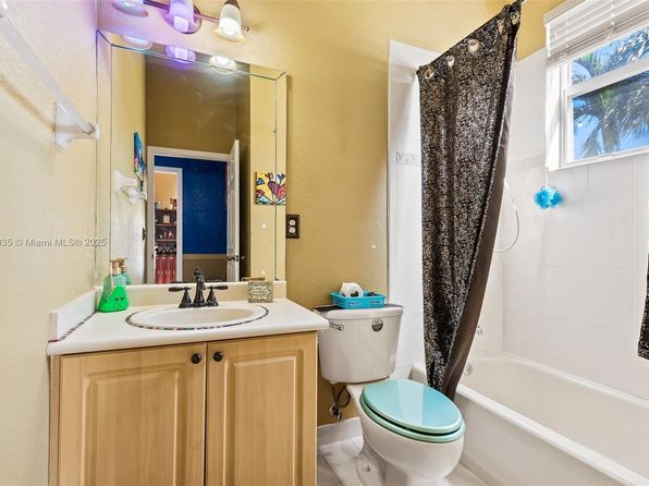 2202 SW 132nd Ave, Miramar, FL 33027