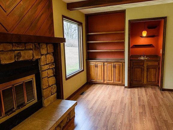 Fireplace and wet bar