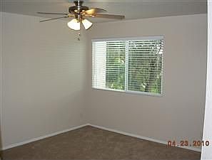 4th image of 1547 W Mercer Ln APT 4