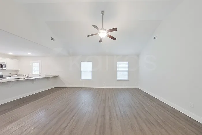 231 Western Red Cedar Dr — Photo 5