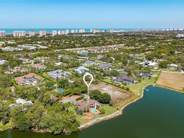 154 Cajeput Dr, Naples, FL 34108